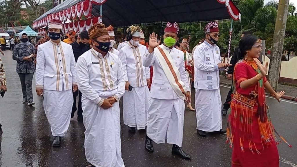 6 Tradisi Suku Toraja yang Unik dan Magis - Regional Liputan6.com