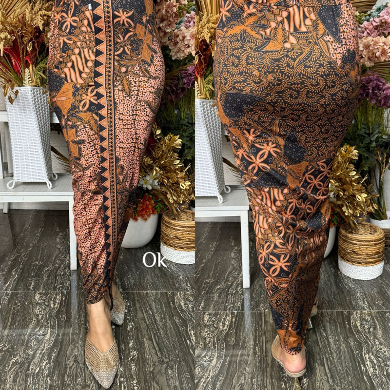 The Newest kamen kebaya bali/kamen Becomes bali songket/Skirt Becomes A ... Mencari inspirasi desain Kebaya Bali dengan kamen songket emas yang mewah dan indah?