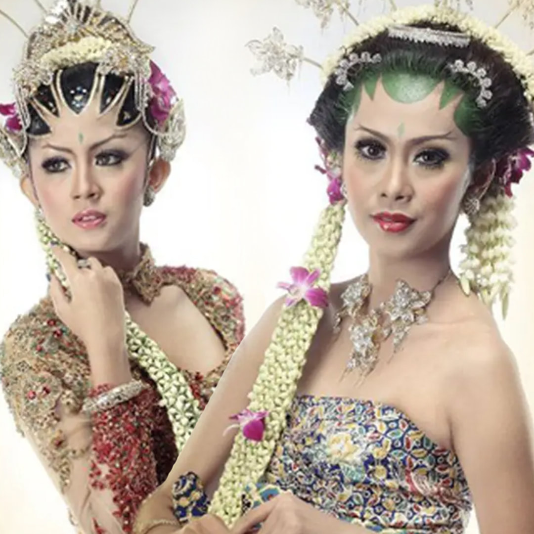 Detail Kebaya Jawa pengantin berhias sanggul paes ageng dan filosofi di baliknya?